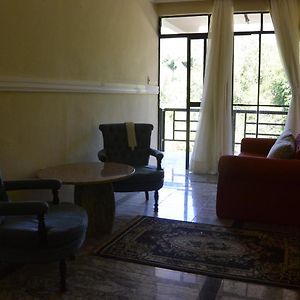 Ytacaranha Hotel de Serra